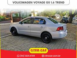 VOLKSWAGEN - VOYAGE - 2012/2013 - Prata - R$ 33.900,00