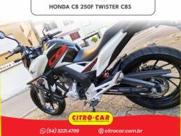 HONDA - CB 250F TWISTER - 2019/2019 - Branca - R$ 18.900,00