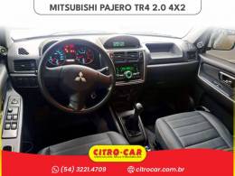 MITSUBISHI - PAJERO TR4 - 2013/2014 - Prata - R$ 58.900,00