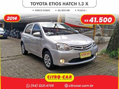 TOYOTA - ETIOS - 2013/2014 - Prata - R$ 41.500,00