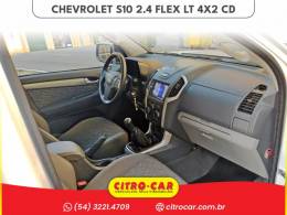 CHEVROLET - S10 - 2012/2013 - Branca - R$ 88.900,00