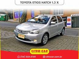 TOYOTA - ETIOS - 2013/2014 - Prata - R$ 41.500,00