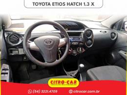 TOYOTA - ETIOS - 2013/2014 - Prata - R$ 41.500,00