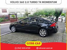 VOLVO - S60 - 2016/2017 - Preta - R$ 94.900,00