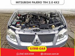 MITSUBISHI - PAJERO TR4 - 2013/2014 - Prata - R$ 58.900,00