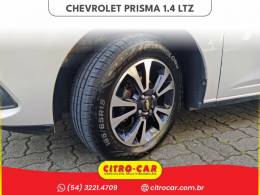 CHEVROLET - PRISMA - 2015/2016 - Branca - R$ 56.900,00