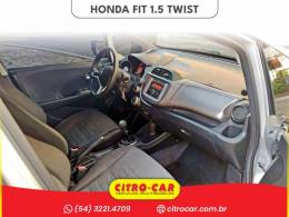 HONDA - FIT - 2013/2013 - Prata - R$ 52.900,00