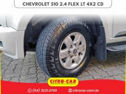 CHEVROLET - S10 - 2012/2013 - Branca - R$ 88.900,00