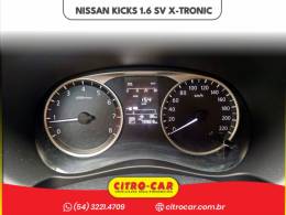 NISSAN - KICKS - 2017/2018 - Prata - R$ 82.900,00