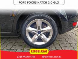 FORD - FOCUS - 2011/2012 - Preta - R$ 38.900,00