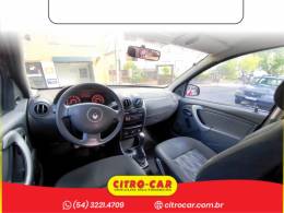 RENAULT - SANDERO - 2014/2014 - Vermelha - R$ 29.900,00