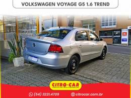 VOLKSWAGEN - VOYAGE - 2012/2013 - Prata - R$ 33.900,00