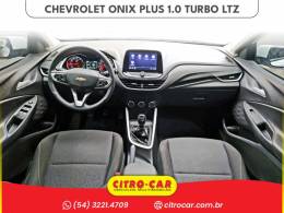 CHEVROLET - ONIX - 2021/2022 - Branca - R$ 81.900,00