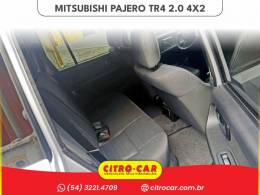 MITSUBISHI - PAJERO TR4 - 2013/2014 - Prata - R$ 58.900,00