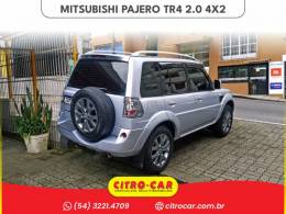 MITSUBISHI - PAJERO TR4 - 2013/2014 - Prata - R$ 58.900,00