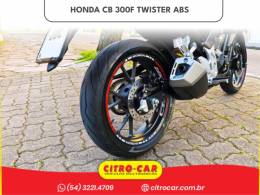 HONDA - CB 300F TWISTER - 2024/2025 - Vermelha - R$ 27.500,00