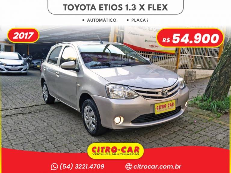 TOYOTA - ETIOS - 2016/2017 - Prata - R$ 54.900,00